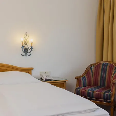 Tauernhof - Culinary Experience I Wellness Oasis I Summer Card I Mountain Views I Kids' Playroom I Location Kaprun