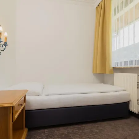 Tauernhof - Culinary Experience I Wellness Oasis I Summer Card I Mountain Views I Kids' Playroom I Location Kaprun