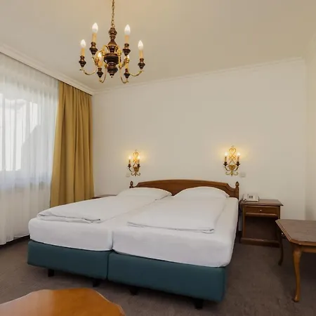 Hotel Tauernhof 4*