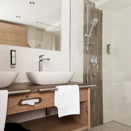 Hotel Tauernhof 4*