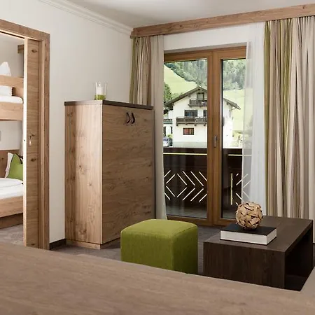 Tauernhof - Culinary Experience I Wellness Oasis I Summer Card I Mountain Views I Kids' Playroom I Location 4* Kaprun