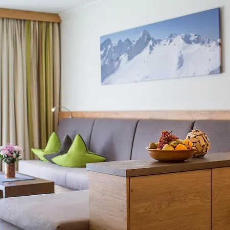 Tauernhof Hotel